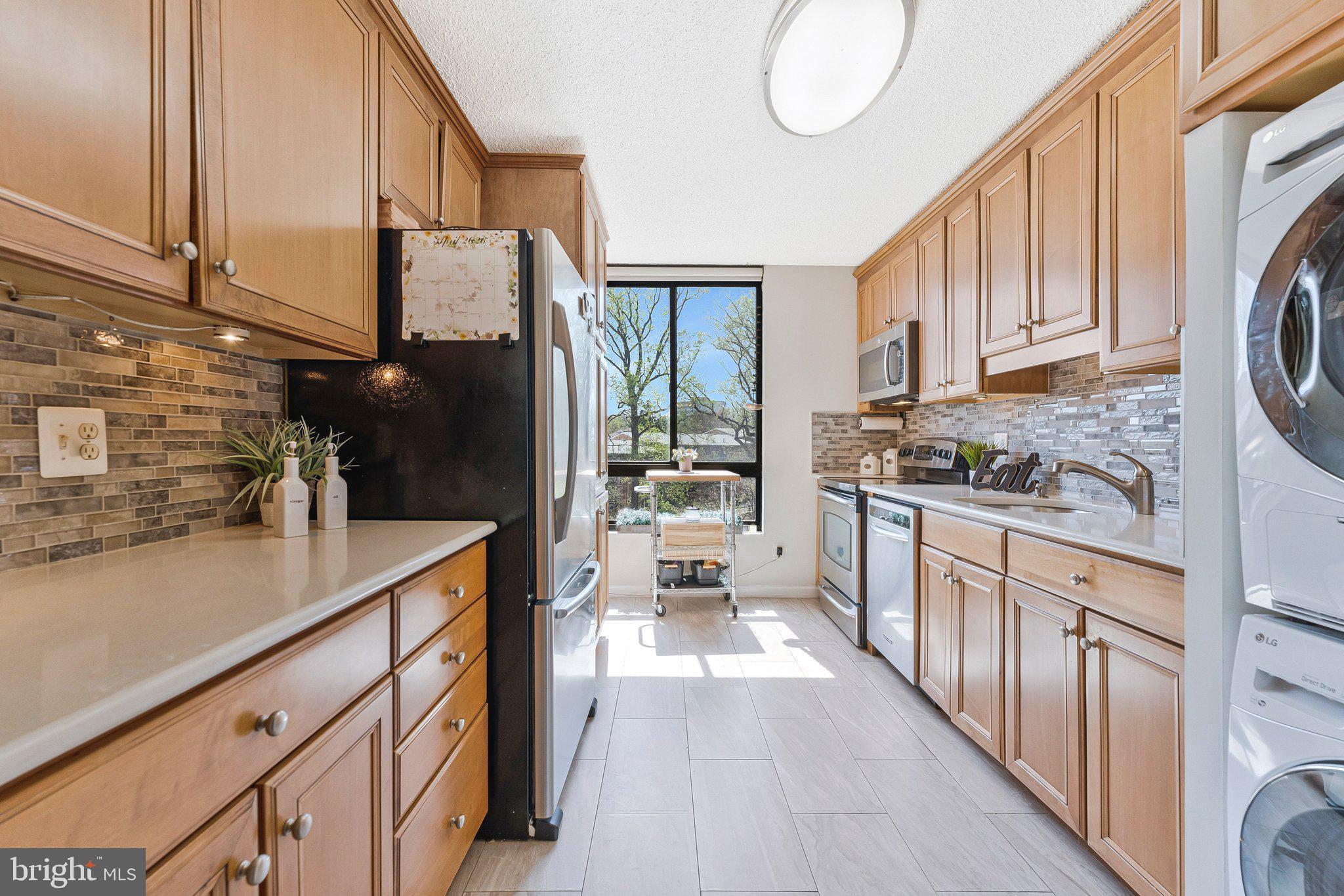 REGENCY AT MCLEAN - Residential