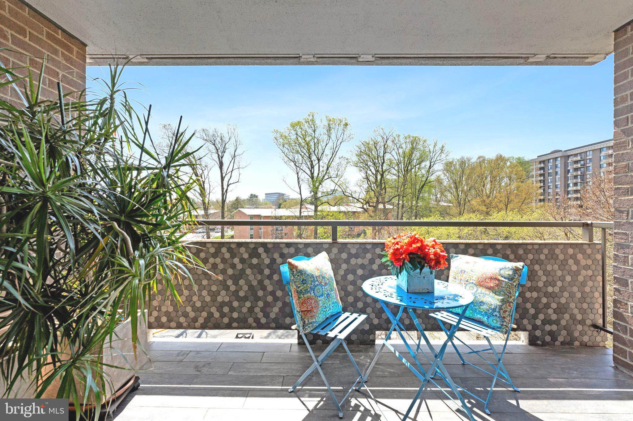 REGENCY AT MCLEAN - Residential