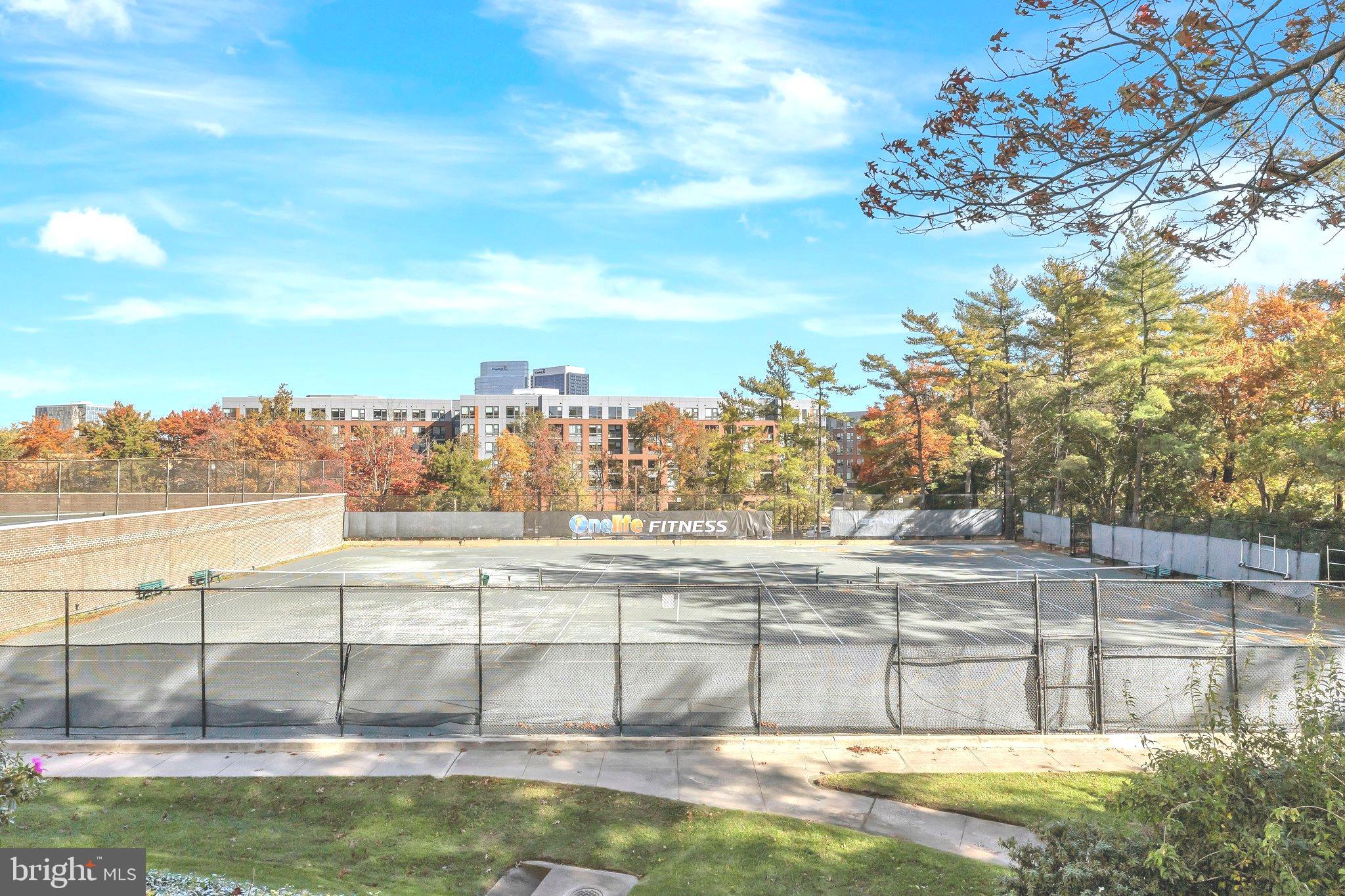 REGENCY AT MCLEAN - Residential