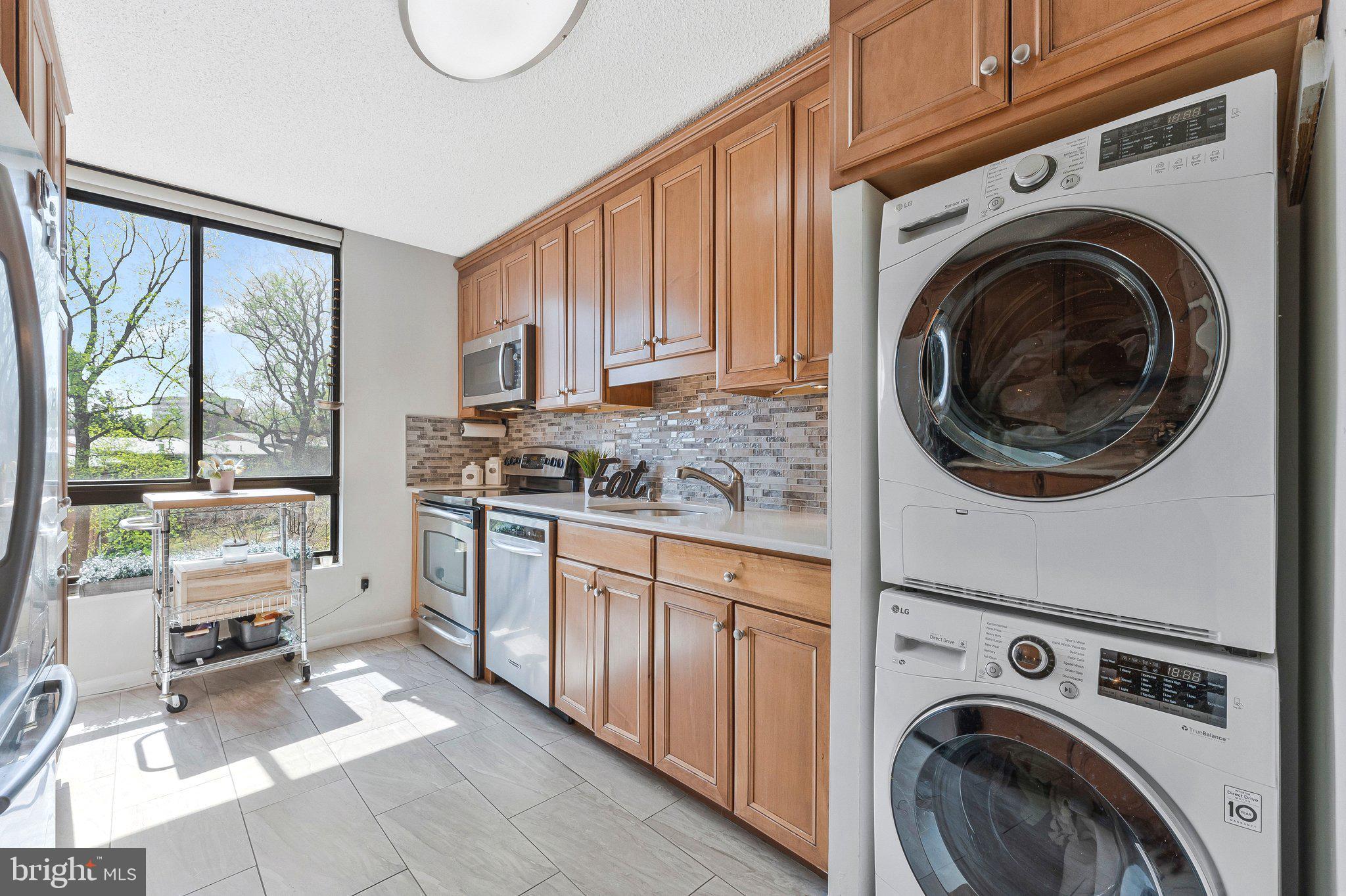 REGENCY AT MCLEAN - Residential