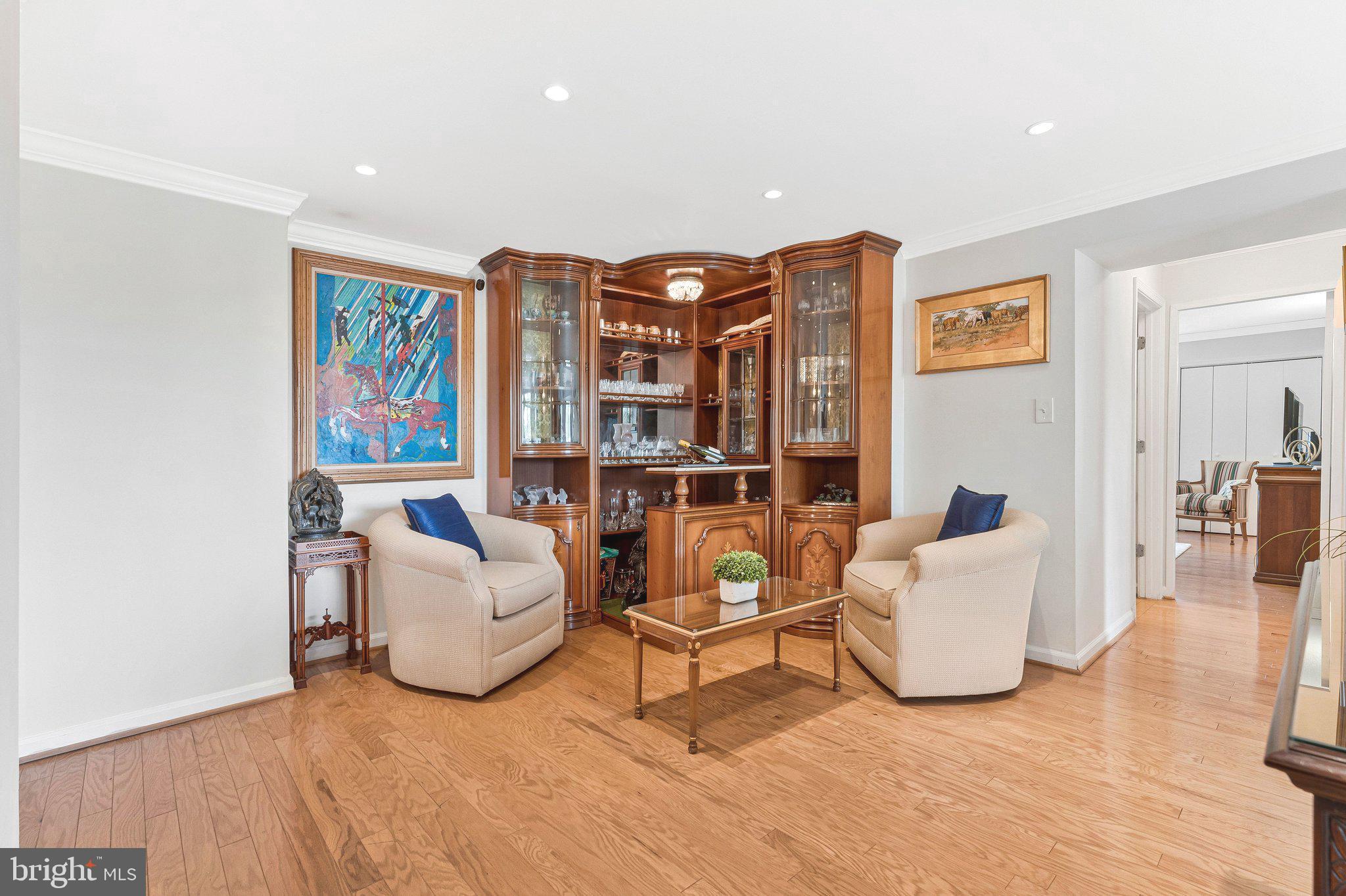 REGENCY AT MCLEAN - Residential