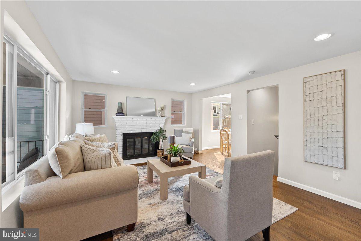 ARLINGTON VIEW - Residential Lease