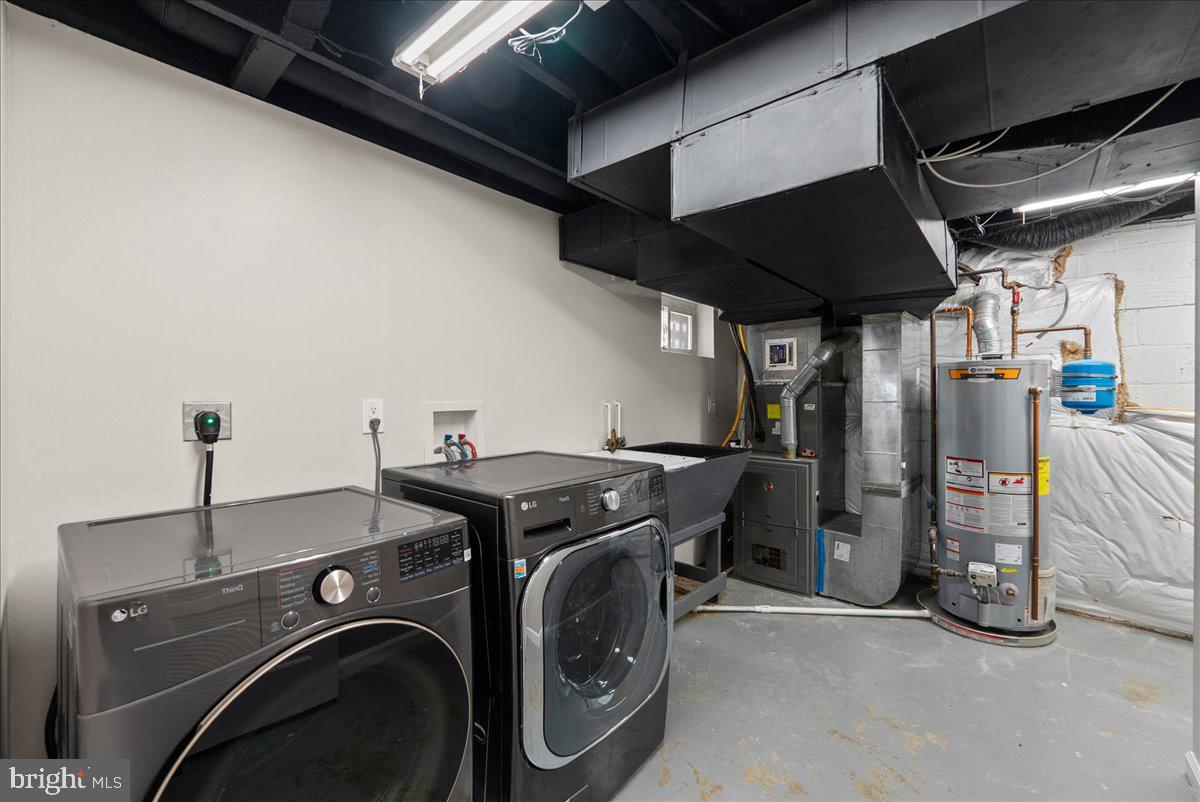 ARLINGTON VIEW - Residential Lease