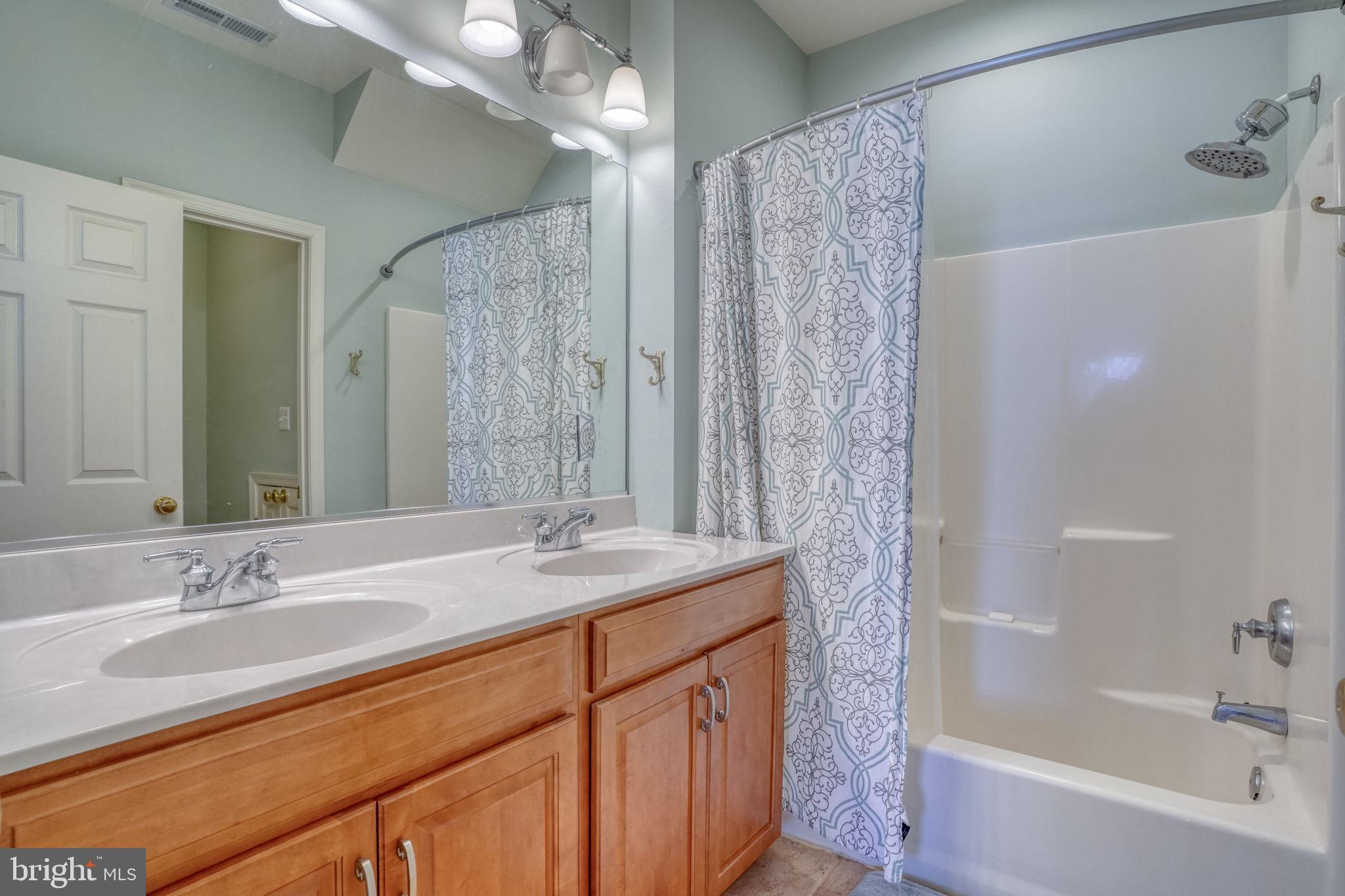 BEAR TRAP - Residential