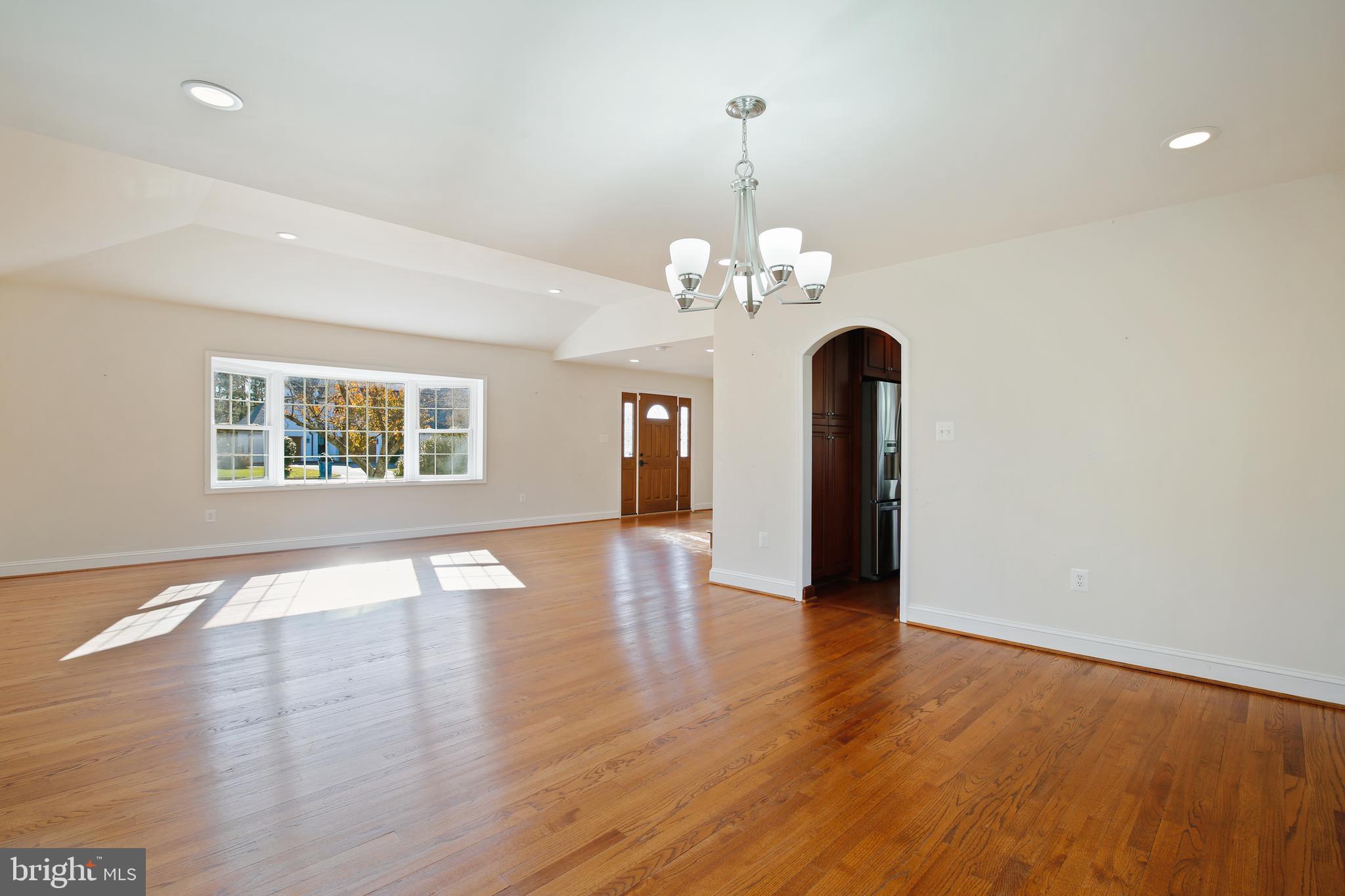 1302 ALTAMIRA COURT