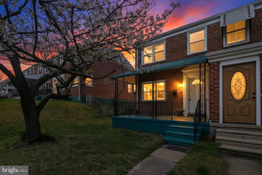 Welcome to 4132 Doris Avenue in Brooklyn Park! This beautifully renovated end-of-group townhouse offers stylish updates, functional space, and plenty of natural light throughout.
Step inside to find hardwood floors flowing through the main living and dining areas and into all three bedrooms, creating a warm and cohesive feel. The updated kitchen opens to the dining area and features granite countertops, shaker-style cabinetry, stainless steel appliances, and a pantry for added storage. Ceramic tile flooring in the kitchen and bathrooms provides durability and continuity, while the finished basement features modern LVP flooring and neutral paint tones.
Relax on the fully covered front porch with space for a couple of chairs—perfect for enjoying your morning coffee or unwinding in the evening. The finished basement adds valuable living space and includes a convenient half bath, making it an ideal spot for entertaining guests, creating a media room and streaming your newest favorite series.
Upstairs, you’ll find three bright and airy bedrooms, each equipped with remote-controlled ceiling fan/light combo for added convenience.
Outside, both the side and backyard are fenced, offering flexibility for pets, gatherings, or outdoor enjoyment. The backyard also includes a brand new concrete parking pad within the fence, providing off-street parking.
This move-in-ready home combines modern updates, practical features, and comfortable living space in a convenient Brooklyn Park location.