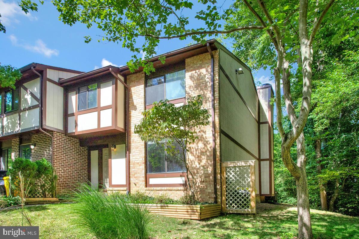 KIMBERLY WOODS VILLAGE - Residential