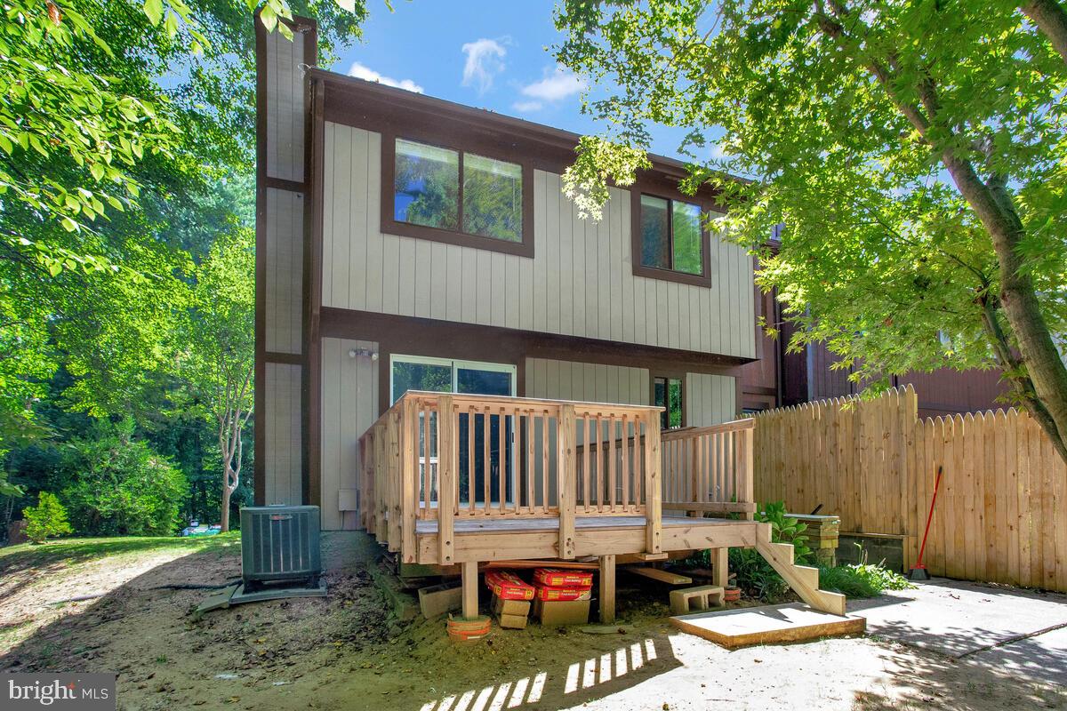 KIMBERLY WOODS VILLAGE - Residential