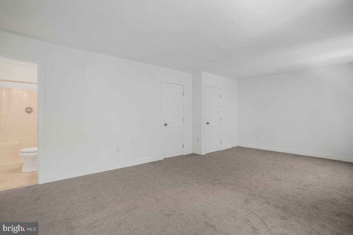 KIMBERLY WOODS VILLAGE - Residential