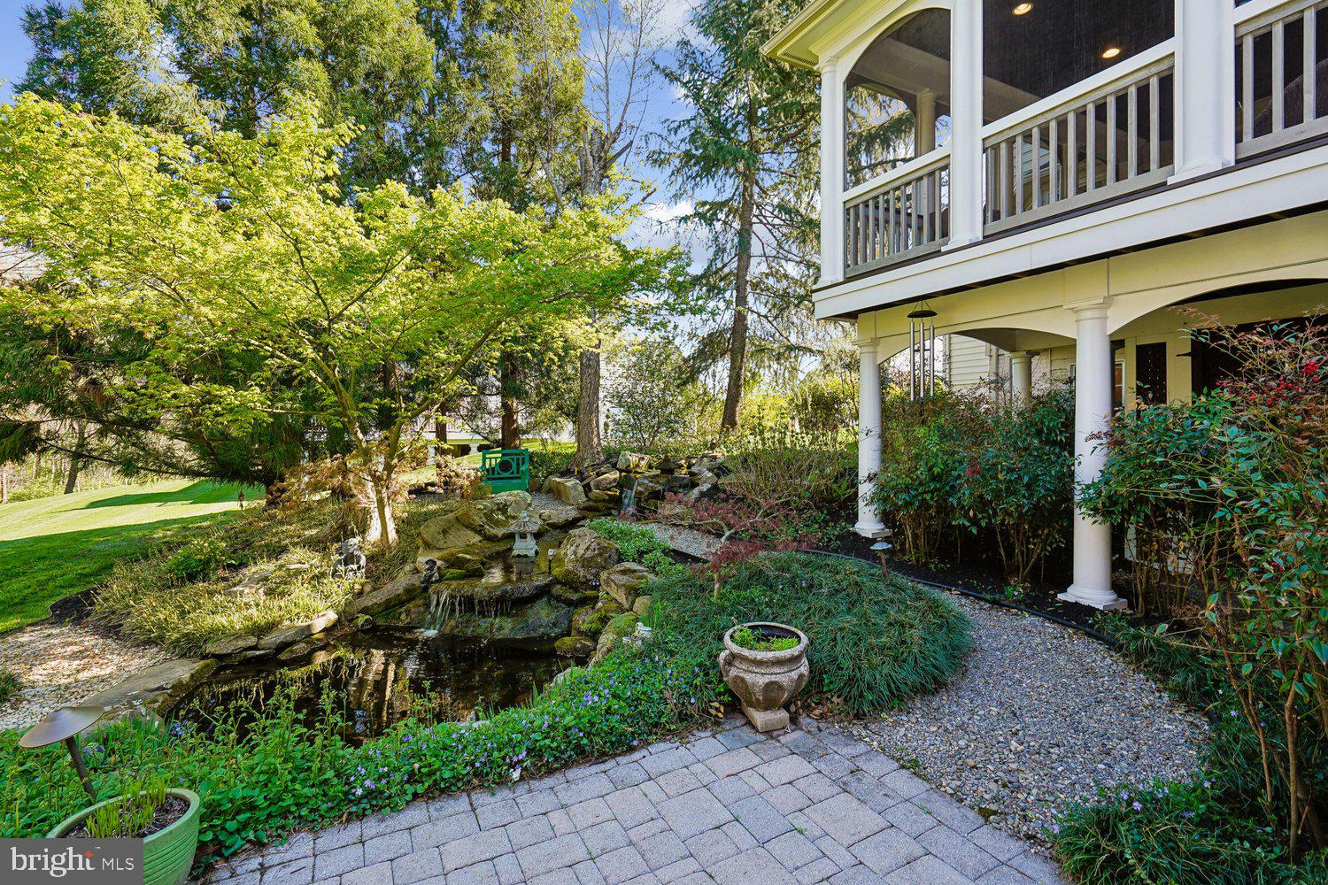 HUNTER MILL ESTATES - Residential