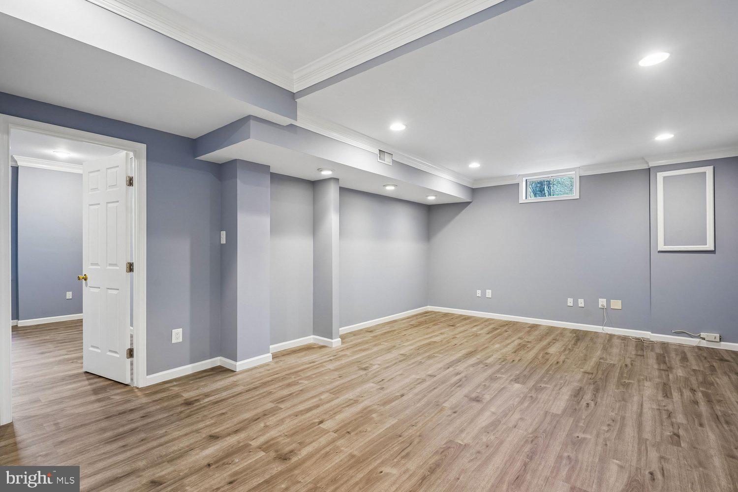 HUNTER MILL ESTATES - Residential