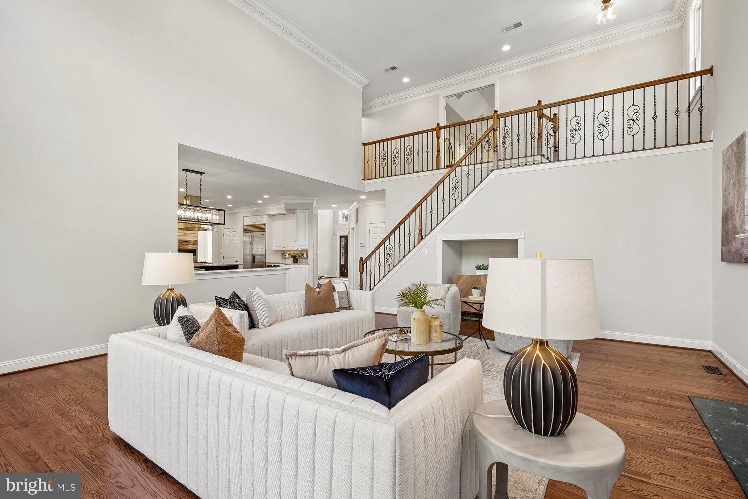 HUNTER MILL ESTATES - Residential