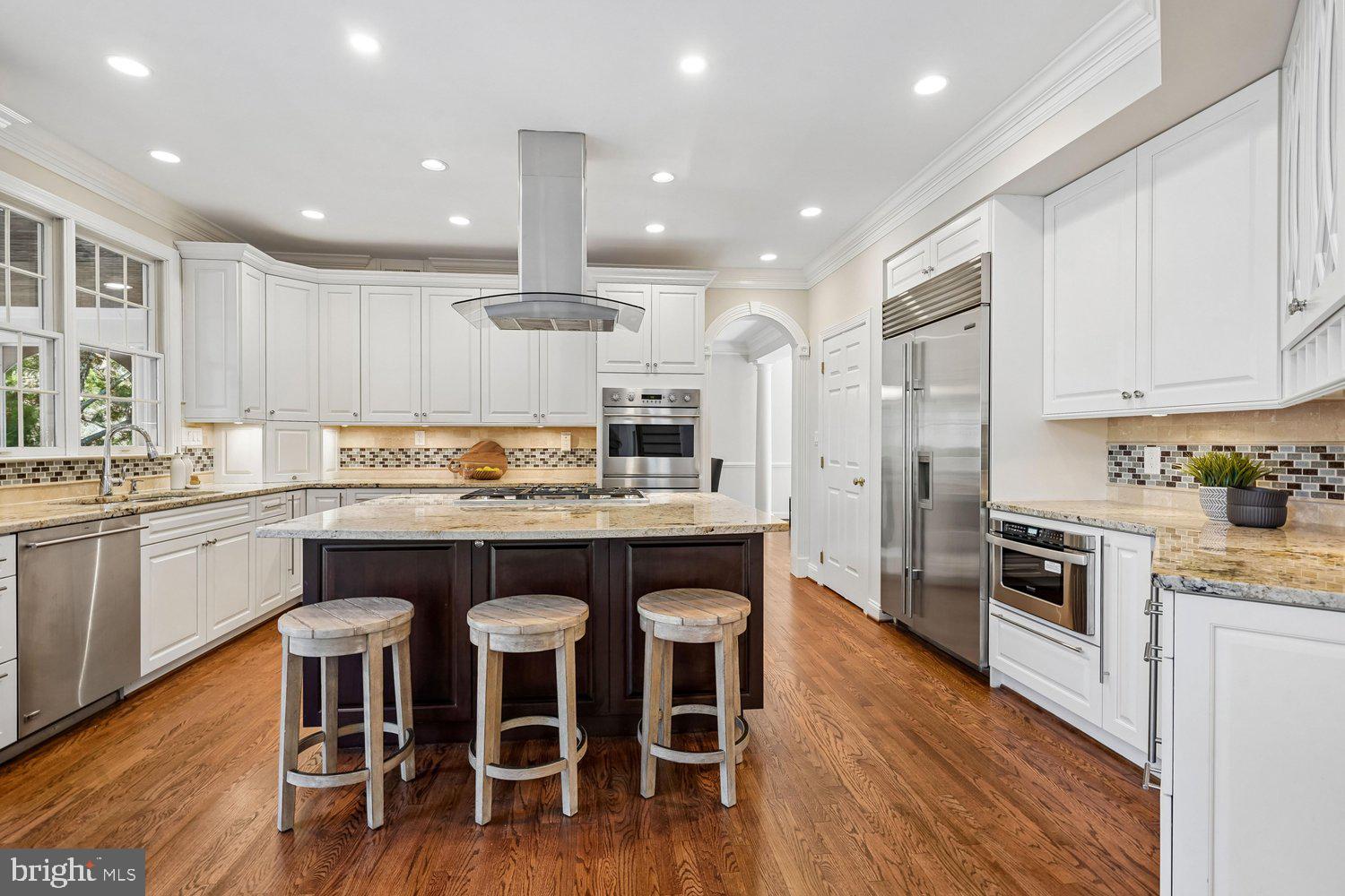 HUNTER MILL ESTATES - Residential