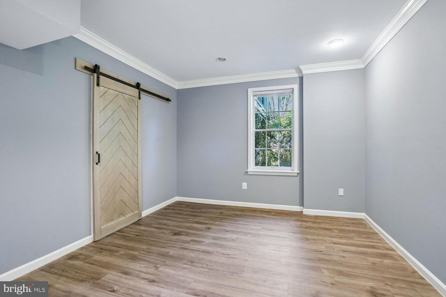 HUNTER MILL ESTATES - Residential