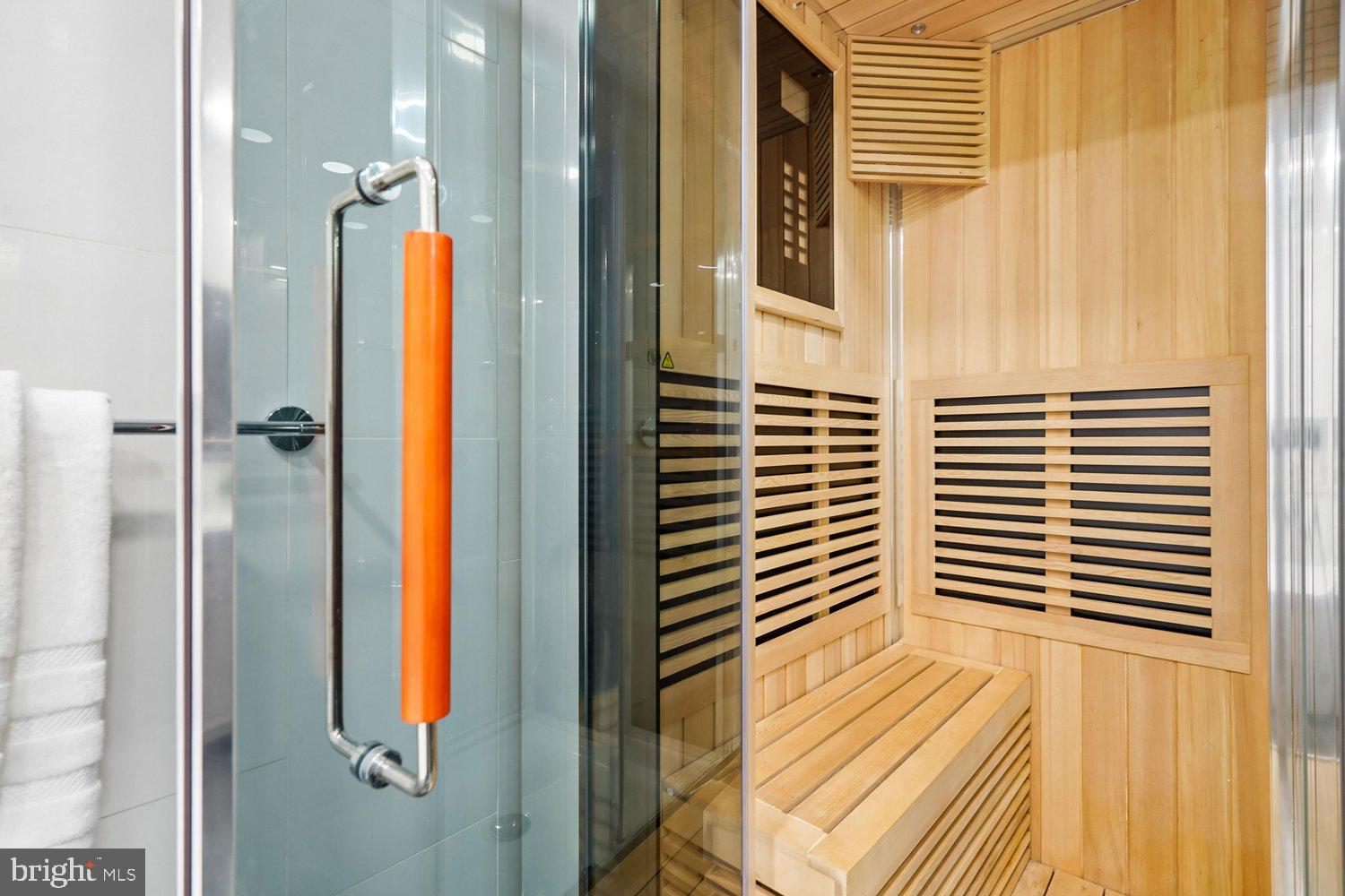 HUNTER MILL ESTATES - Residential