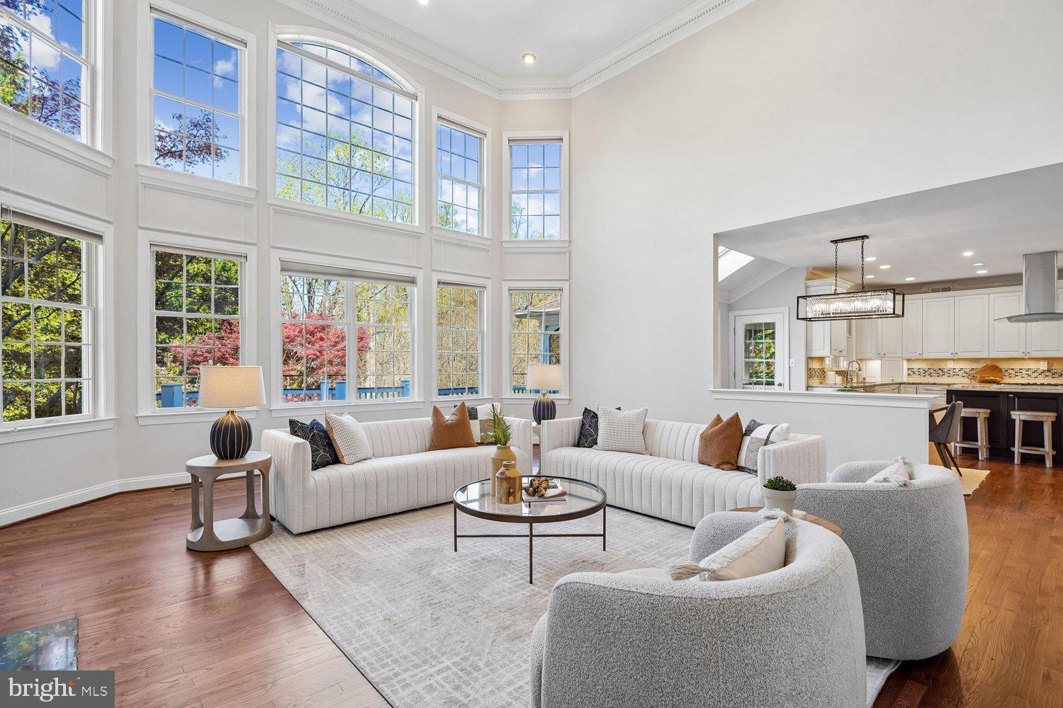 HUNTER MILL ESTATES - Residential