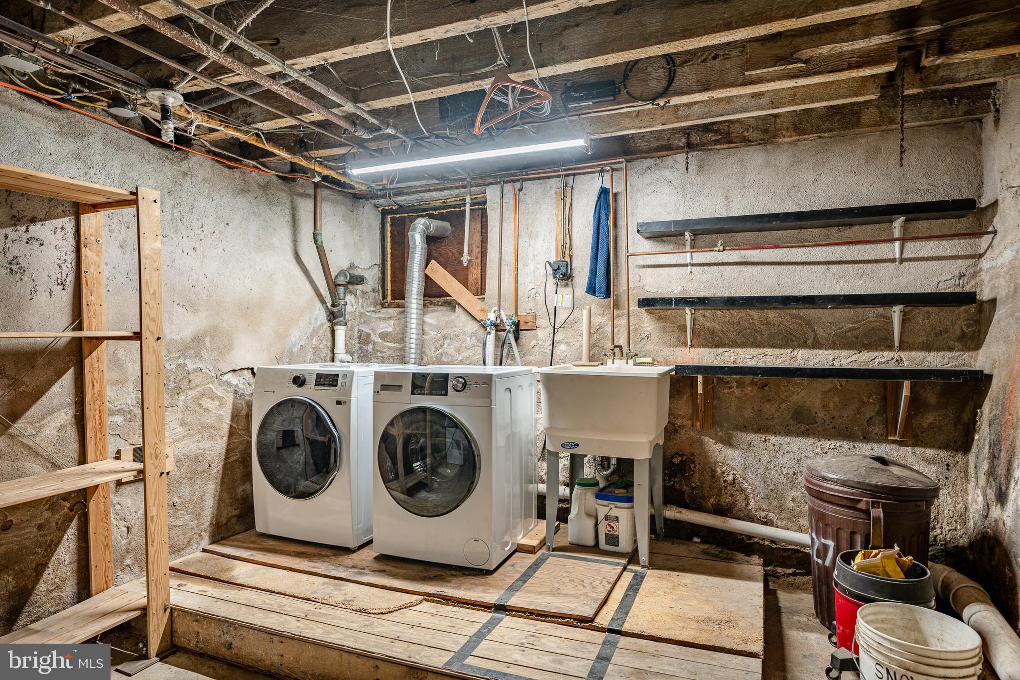 POWELTON VILLAGE - Residential