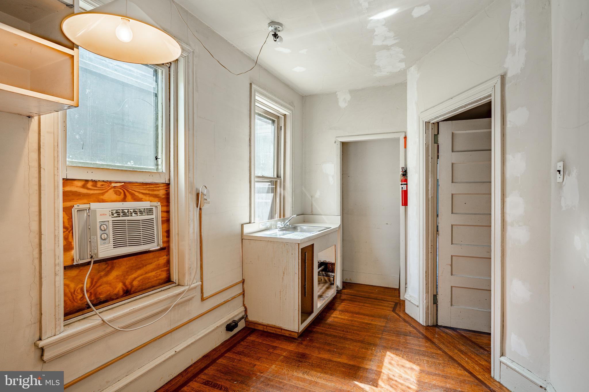 POWELTON VILLAGE - Residential