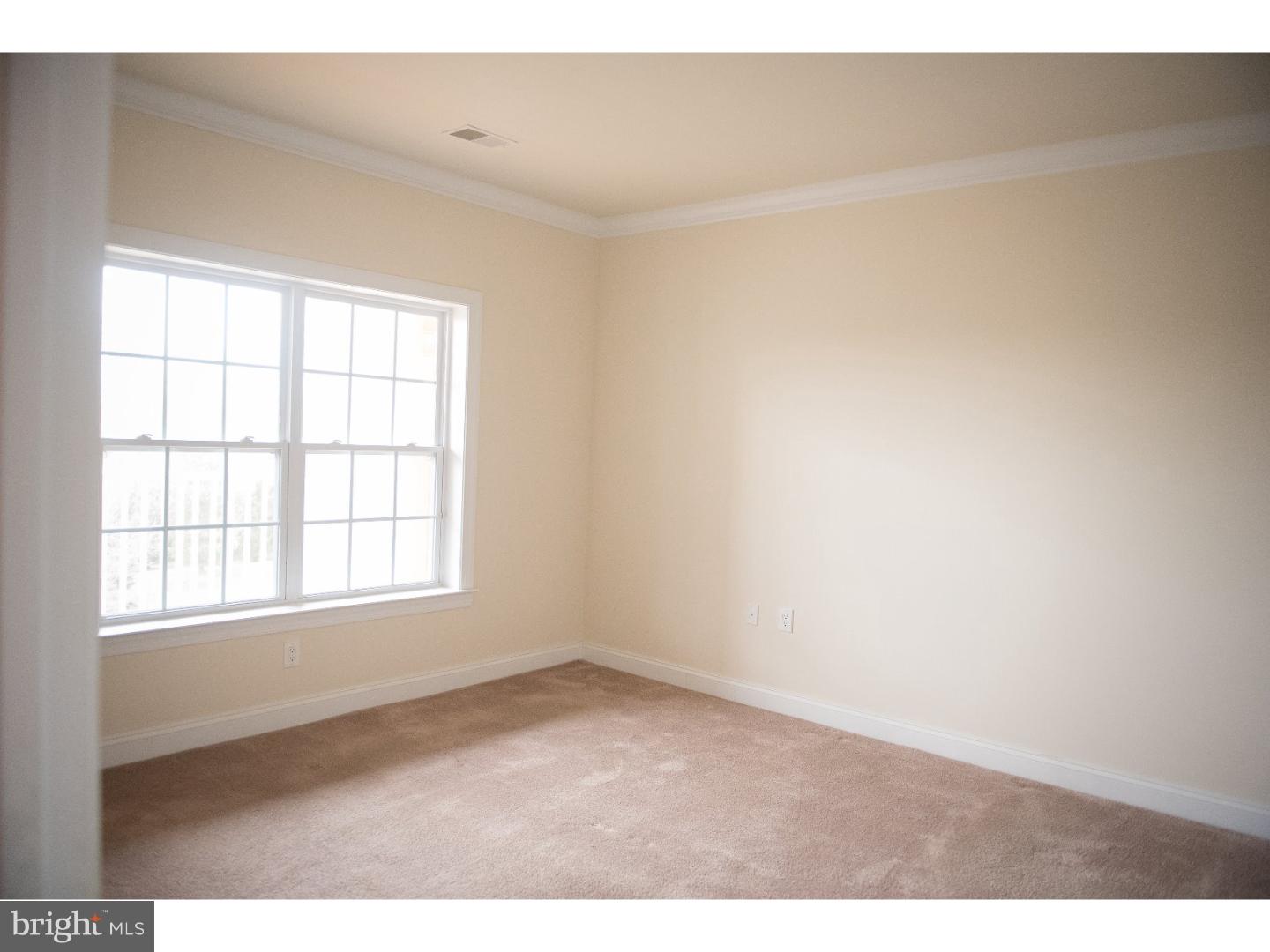 CREEKSIDE VILLAGE - Residential