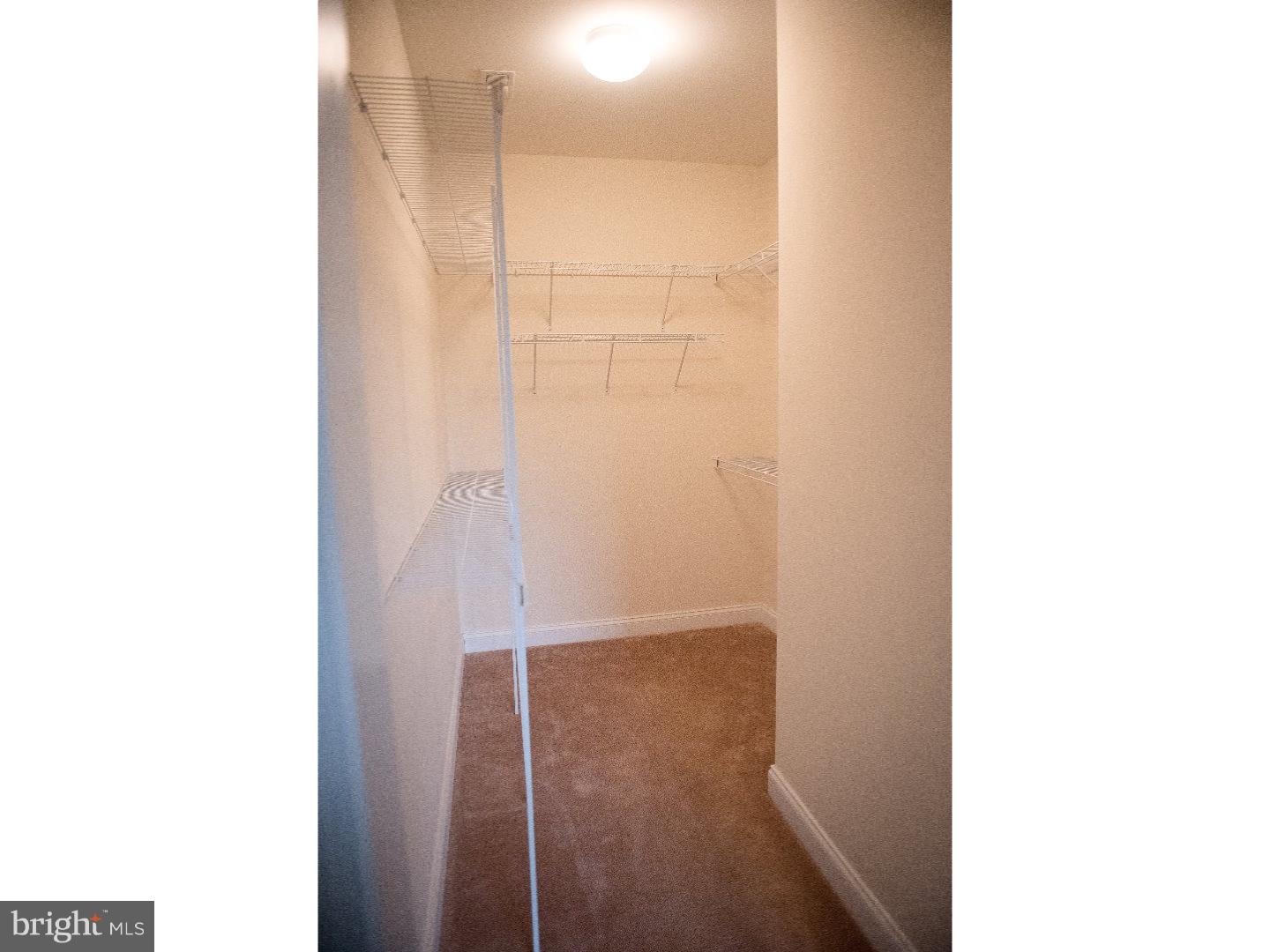 CREEKSIDE VILLAGE - Residential