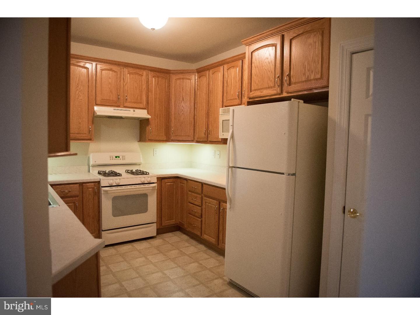 CREEKSIDE VILLAGE - Residential