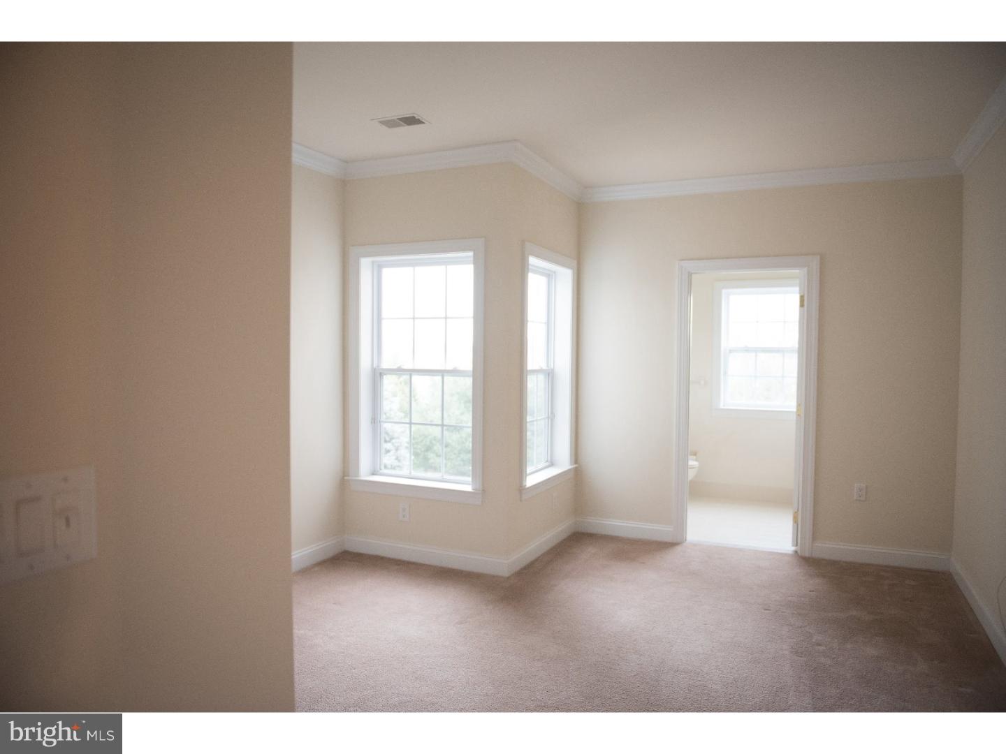 CREEKSIDE VILLAGE - Residential