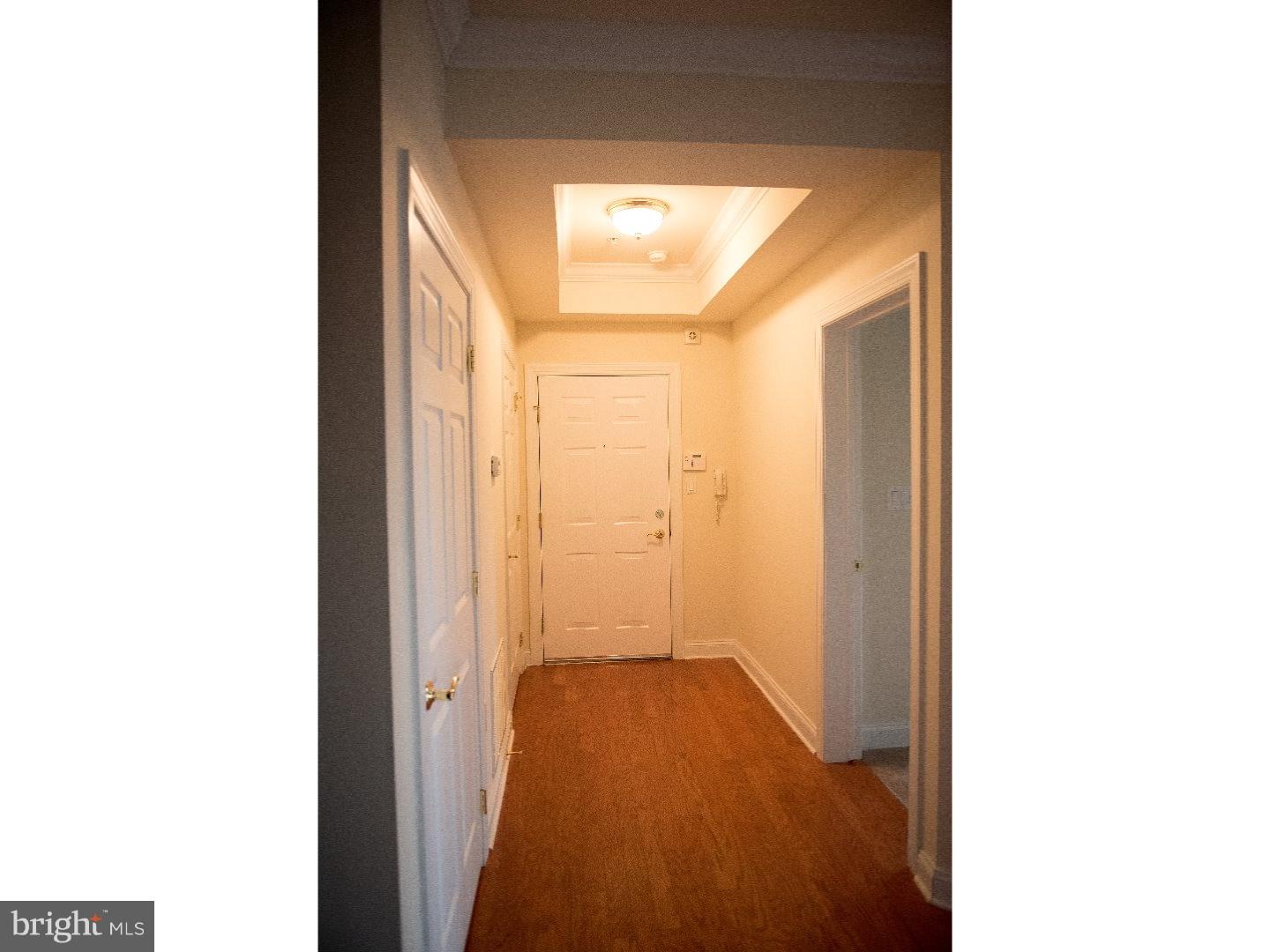 CREEKSIDE VILLAGE - Residential