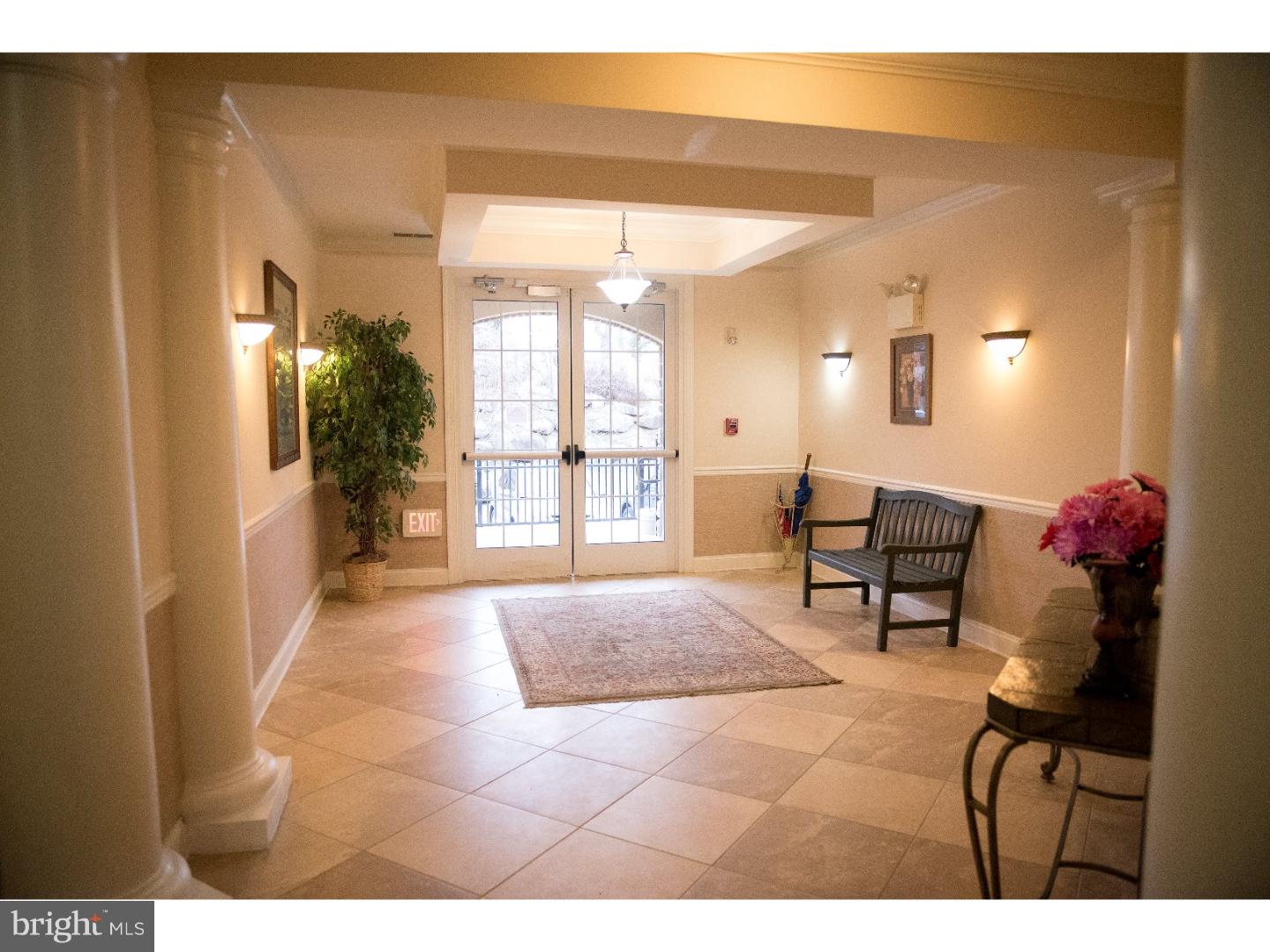 CREEKSIDE VILLAGE - Residential