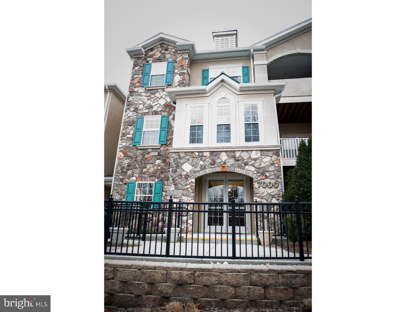 CREEKSIDE VILLAGE - Residential