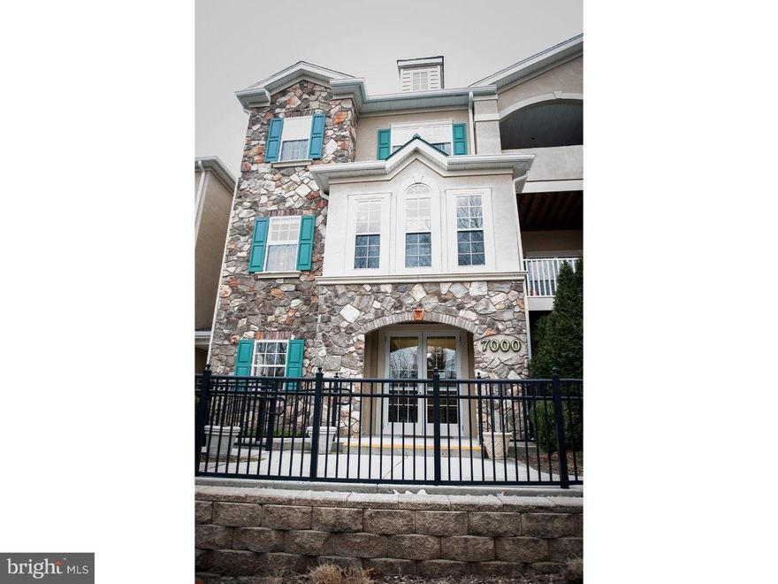 Immaculate 2 bedroom 2 bath condo. Close to Delaware and Philadelphia. You can walk to the clubhouse and enjoy the pool,fitness center, Billiards room, tennis courts, and many other amenities. Walking Trails will keep you fit.  There are hardwood floors in the living room and dining room. The carpets in the bedrooms are in wonderful shape and have just been cleaned. The home is situated so that there is plenty of sunlight to brighten your days. Enjoy warm evenings sitting on a very spacious deck. Your master bedroom is very large, with a walk in closet, and the walk in master bath is equipped with a fold down seat. Move right in and enjoy your new home.