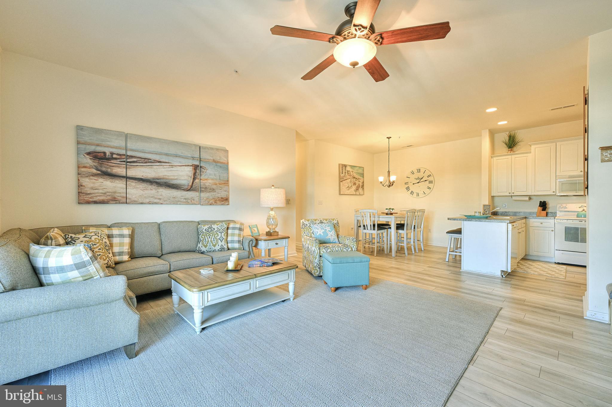 17388 N VILLAGE MAIN BOULEVARD 28