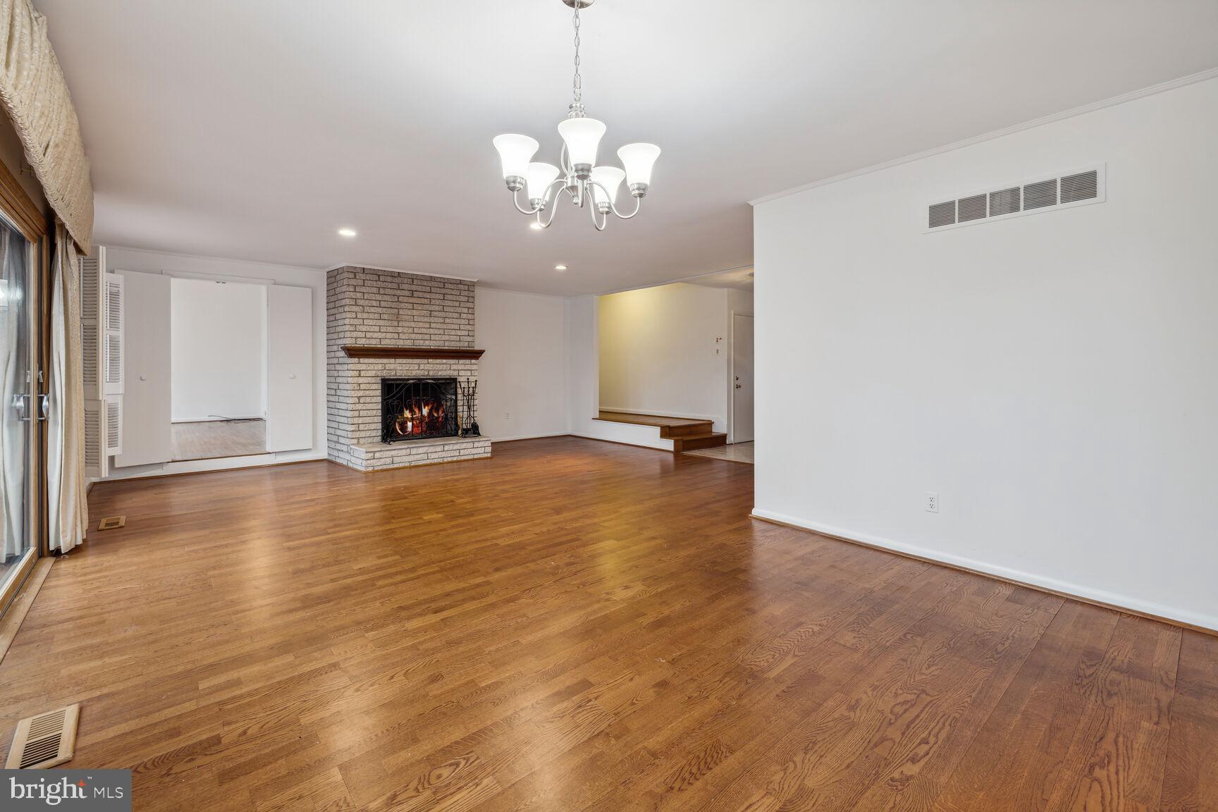 ADMIRAL HEIGHTS - Residential