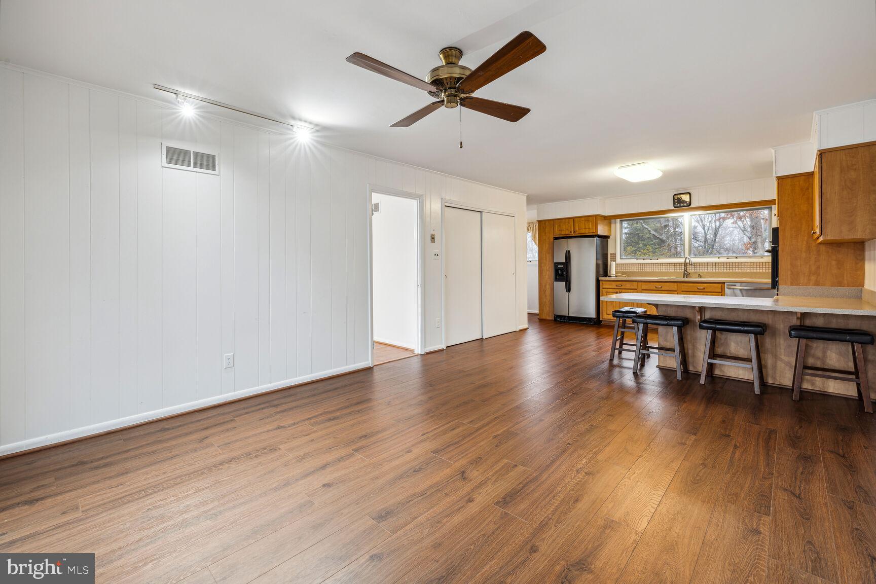 ADMIRAL HEIGHTS - Residential