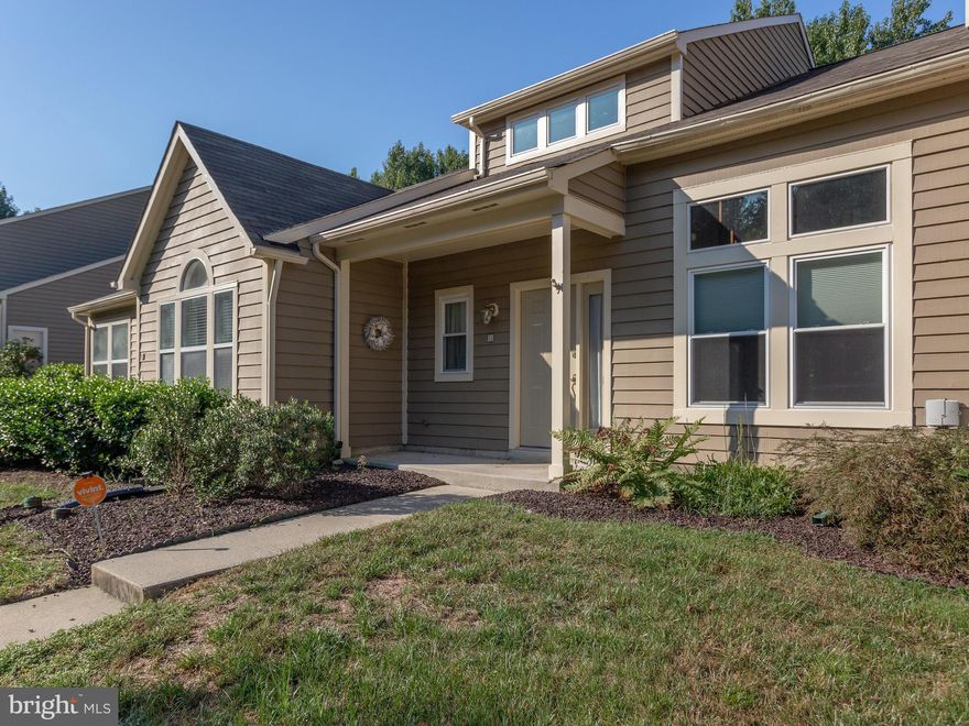 Reduced!!  Now- $265,000!  Best Buy!  TAX  RECORDS ARE INCORRECT - 1224 SQ. FT.!!!   Sought-after Hunt Meadow - Loft model! Brand-new stainless steel refrigerator and stove!! Upstairs master bedroom with  adjoining loft - use as an office or guest room -or can be converted to bedroom! !Features a soaring, dramatic ceiling in the living room - formal dining room !  Listed at appraised value!   All windows have been replaced!   Low HOA fee - only  $150/month  covers: pool/tennis/jog-bike trails,lawn maintenance,trash at curb, snow removal,  exterior paint every 5 years!