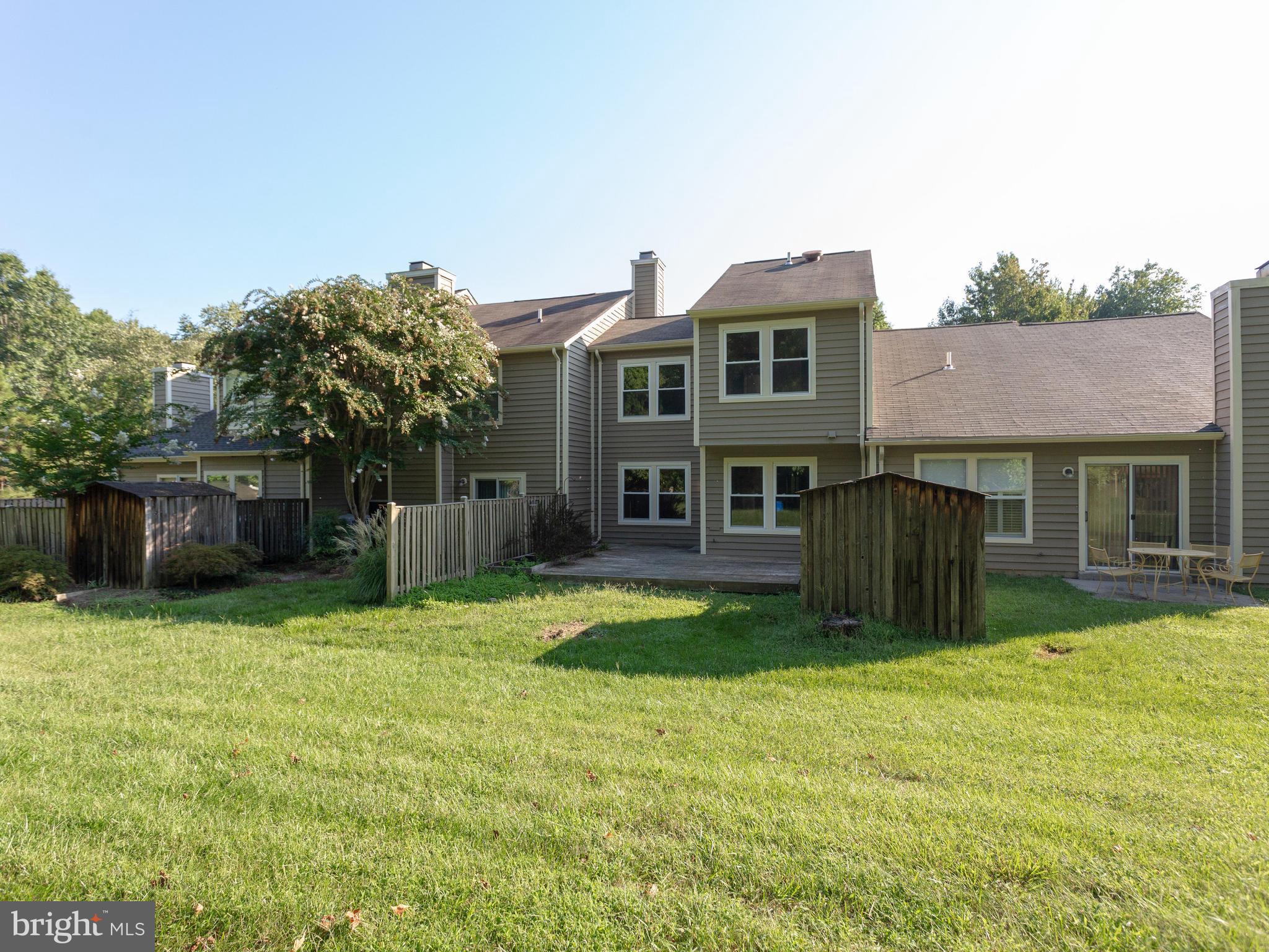 HUNT MEADOW - Residential