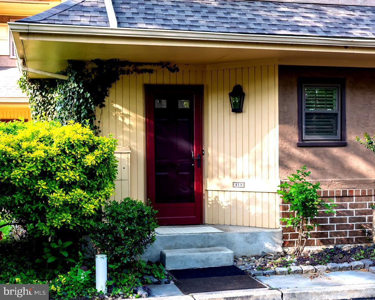 MOTIVATED SELLERS. Welcome to this beautiful Walk to Wayne townhouse in the village like setting of Eagle Crossing. This quality updated townhome is the perfect home for your family in the heart of award winning Radnor School District. Many updates including a new roof in 2023! Lots of natural light having 3 walls with windows, this unit is on the interior although only shares one wall . The kitchen has all stainless steel appliances with granite counter tops and a large bay window in breakfast area for all the outside feel. The Living room has an inviting fireplace for cozy winter nights and sliding doors to patio for outside grilling all year round. The first floor is complete with updated powder room. Second floor has 2 generous sized BR, each with it's own bathroom. The 3rd floor has loft room with lots of floor space the length and the width of the house. The finished basement can be used as a workout area, family room or office. Laundry is located on the lower level. Walk to train, N Wayne avenue, all within a few blocks. Schedule your showing today...this home won't last long!