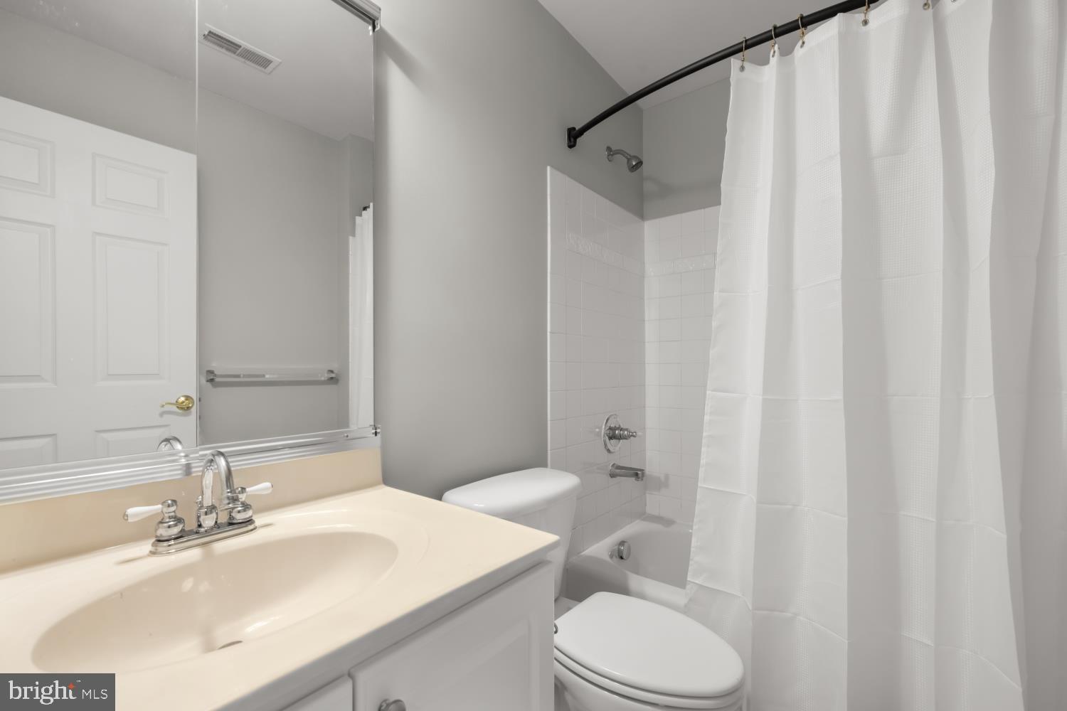 DOMINION VALLEY COUNTRY CLUB - Residential