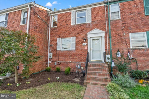 Photo of 14 Ancell Street, ALEXANDRIA, VA 22305 (MLS # VAAX2067132)
