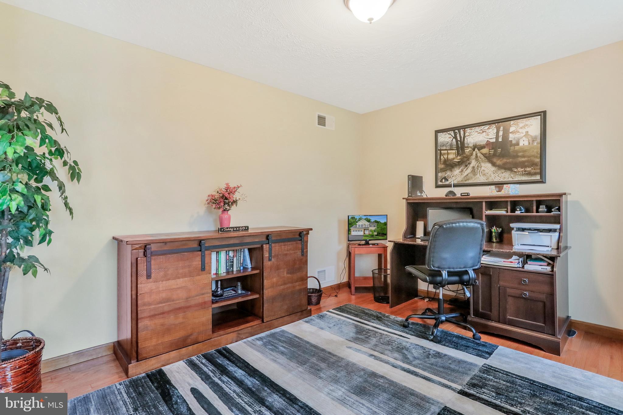 ORCHARD ESTATES - Residential