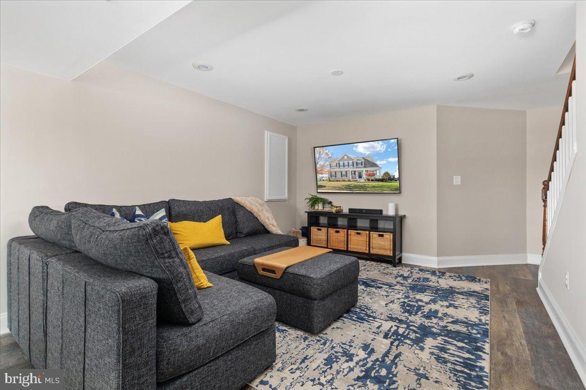 ELYSIAN HEIGHTS - Residential