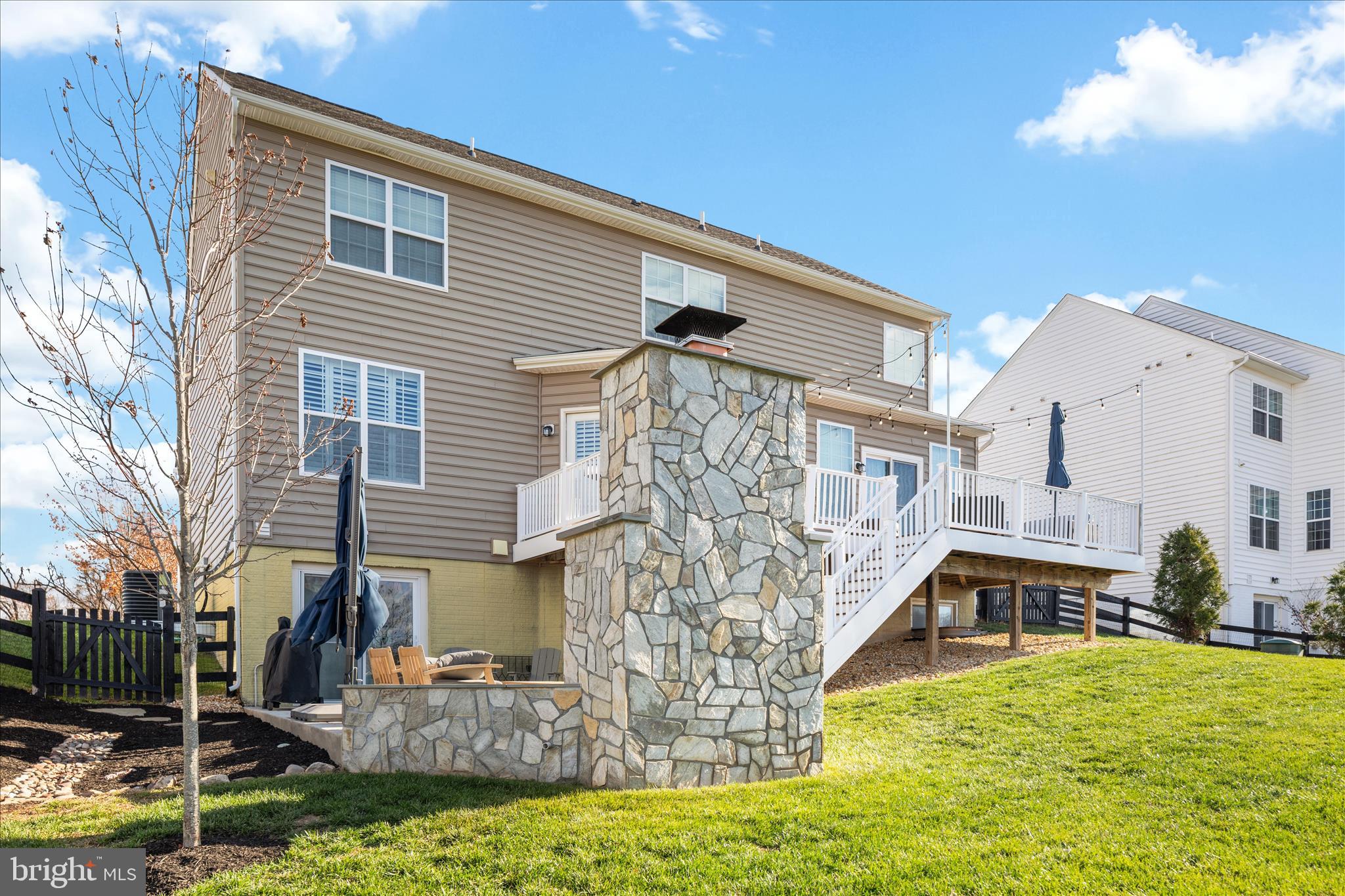 ELYSIAN HEIGHTS - Residential