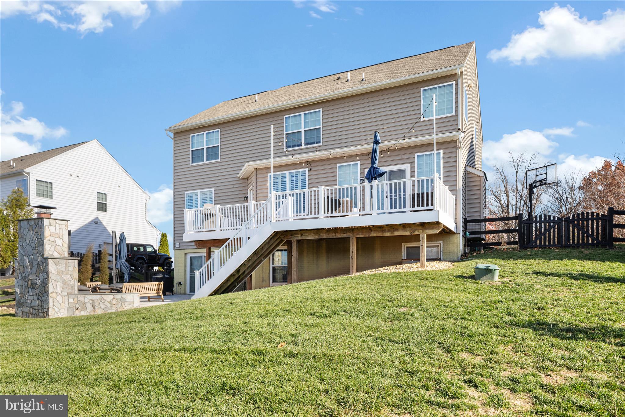 ELYSIAN HEIGHTS - Residential