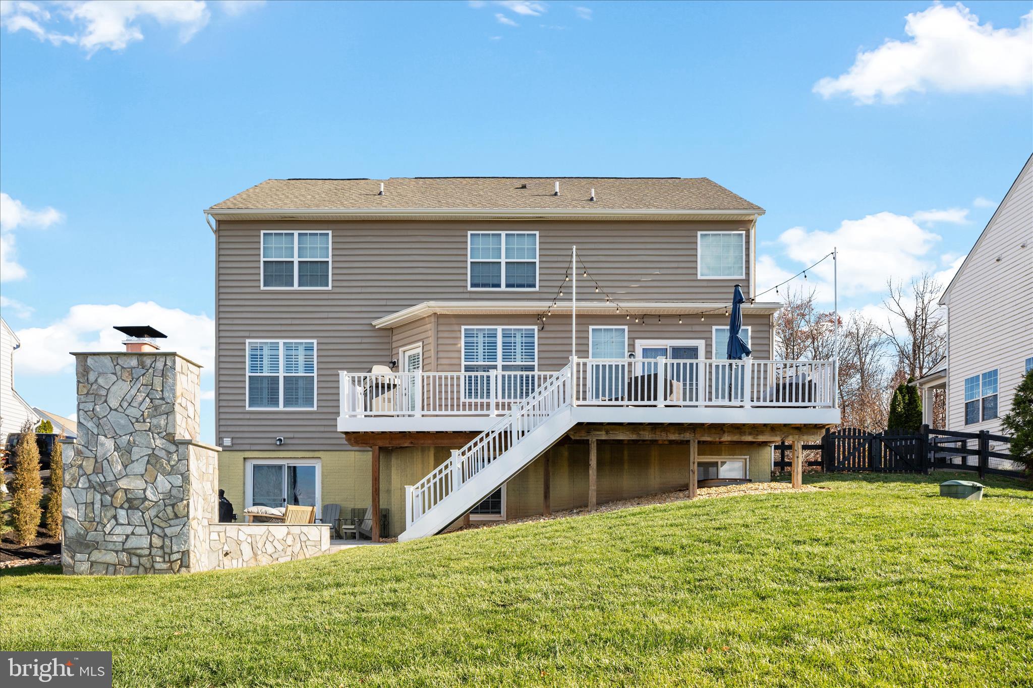 ELYSIAN HEIGHTS - Residential