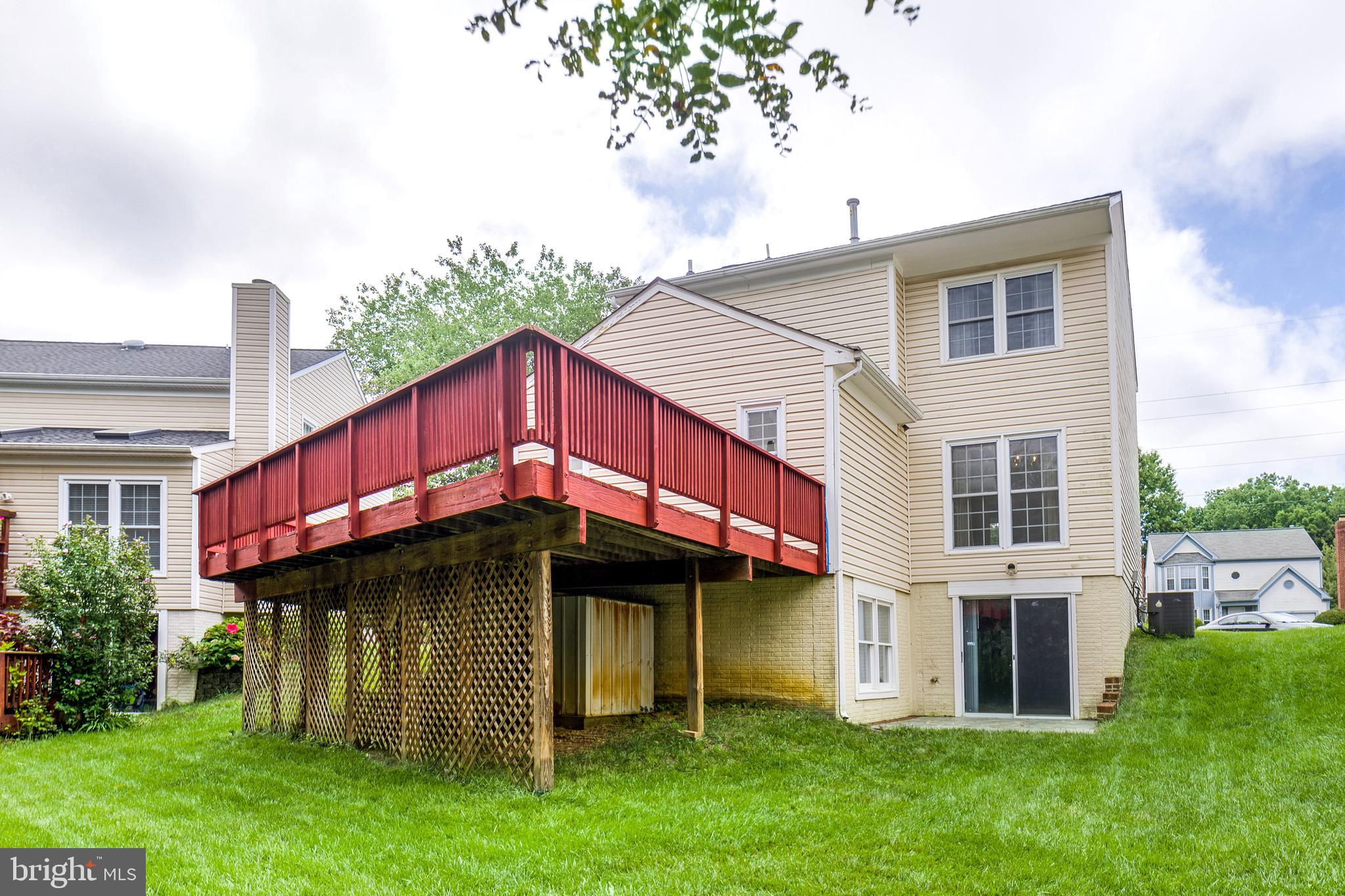 LANDSDOWNE - Residential Lease