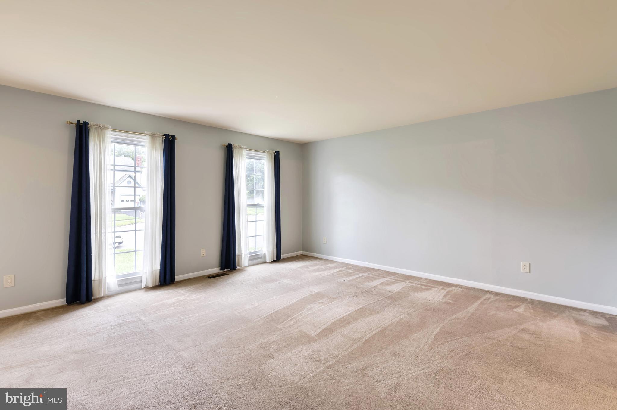 LANDSDOWNE - Residential Lease