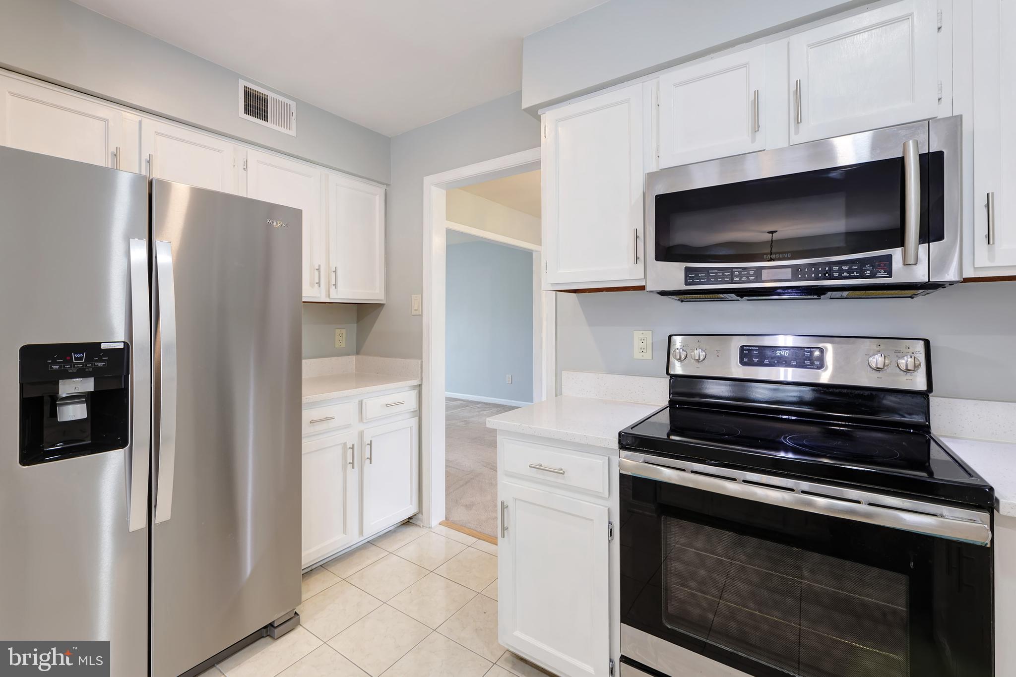 LANDSDOWNE - Residential Lease