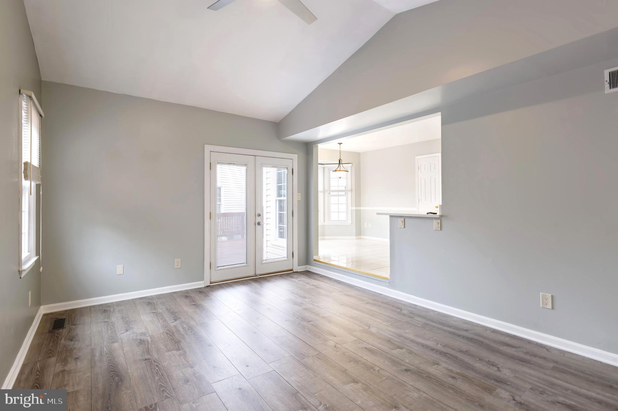 LANDSDOWNE - Residential Lease