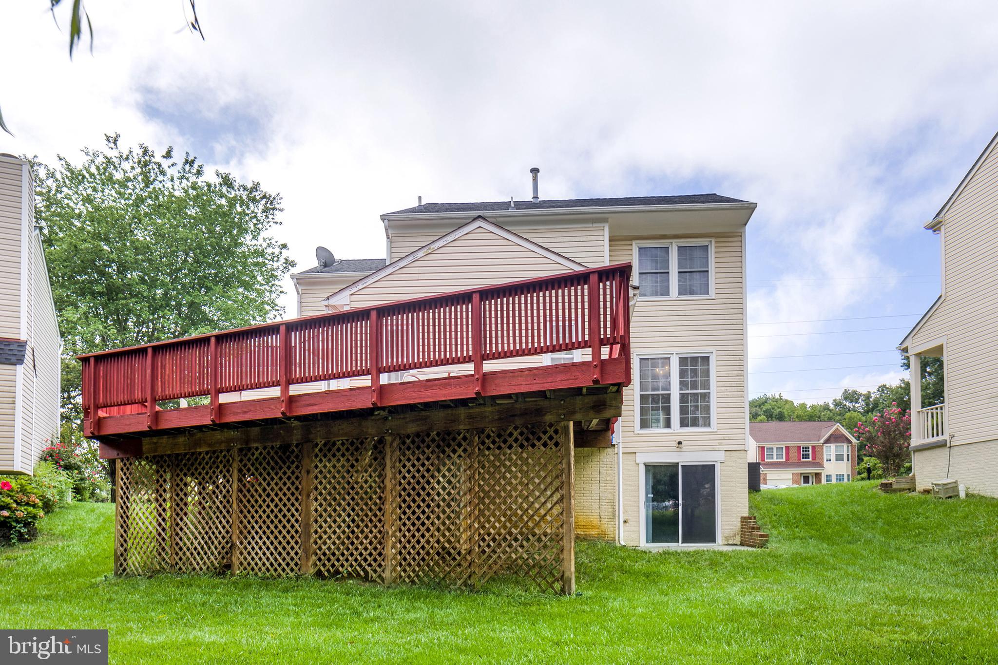 LANDSDOWNE - Residential Lease