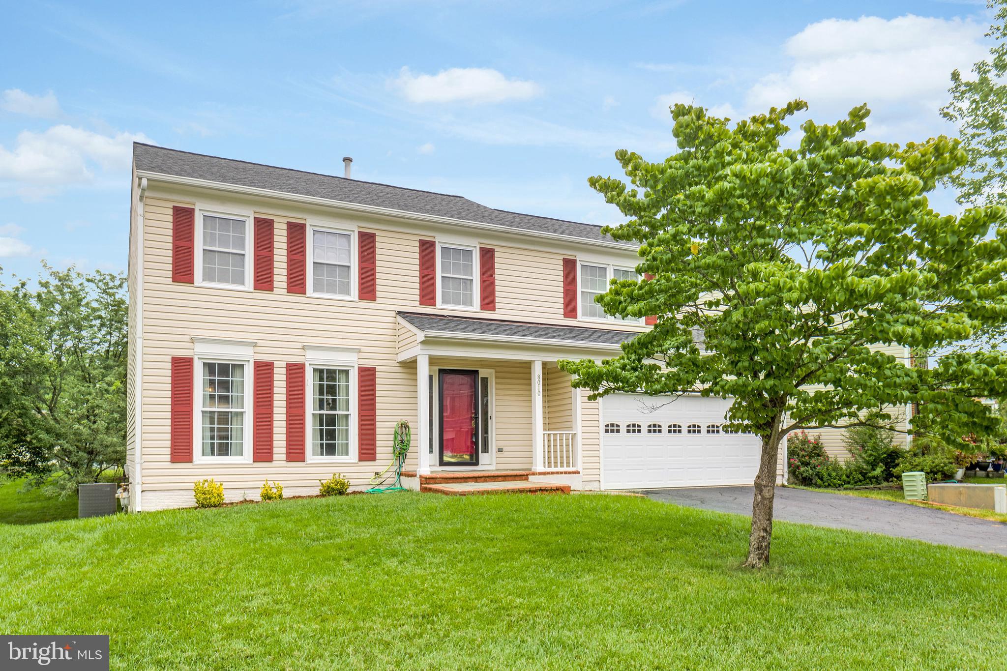 LANDSDOWNE - Residential Lease