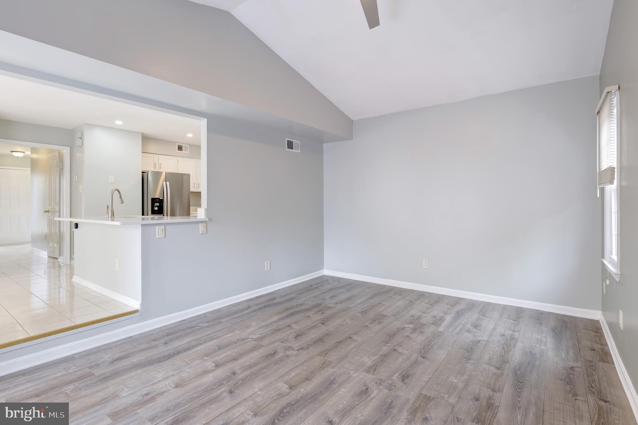 LANDSDOWNE - Residential Lease